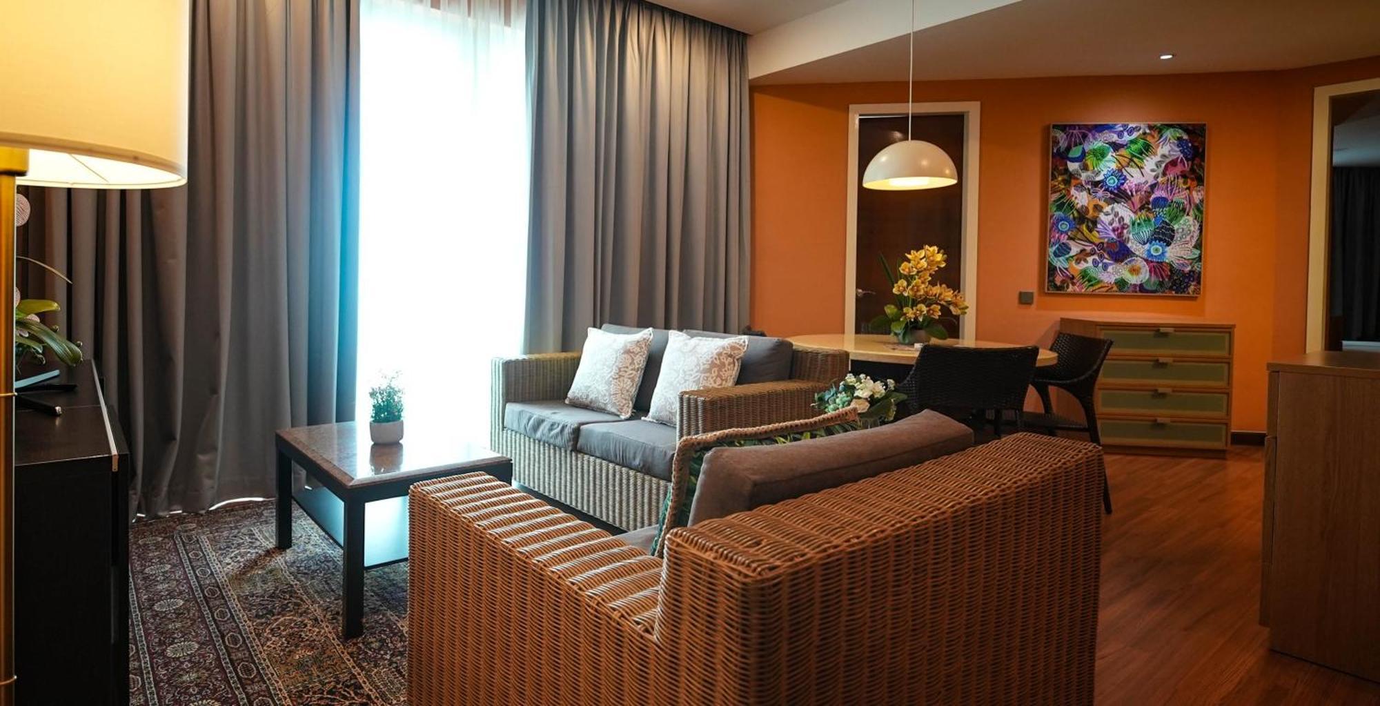 2 Bedroom Park View Premier Suite